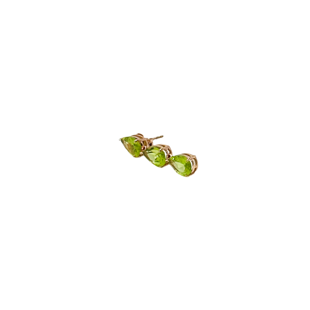 Classic Peridot pear drop